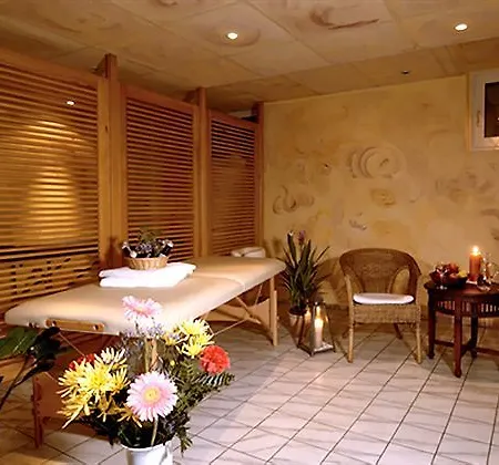 Biohotel Am Lunik Park 호텔 호헨노이엔도르프