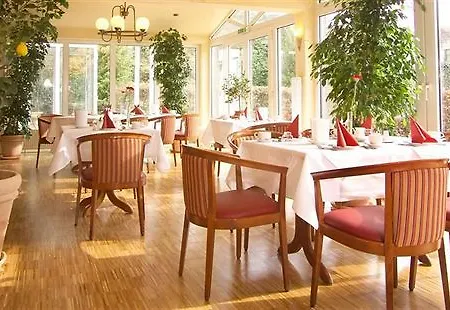 Biohotel Am Lunik Park 4*