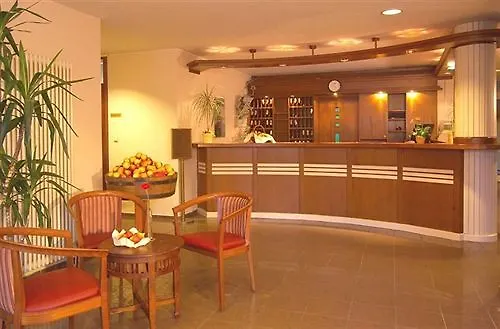 Biohotel Am Lunik Park 4*